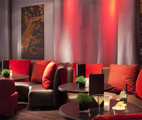 Renaissance Paris Arc De Triomphe 4*