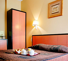 Pavillon Porte De  Versailles 3*