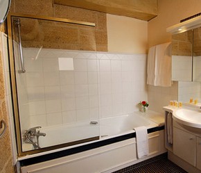 Chateau Le Vieux Castillon 4****