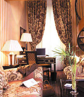 Marignan Champs Elysees 4*