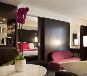 Renaissance Paris Arc De Triomphe 4*