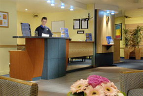 Express by Holiday Inn