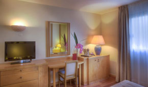 Le Croisette Beach Hotel