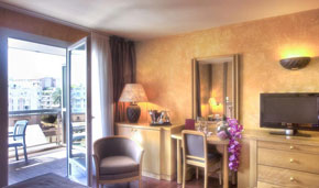 Le Croisette Beach Hotel