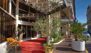 Le Croisette Beach Hotel